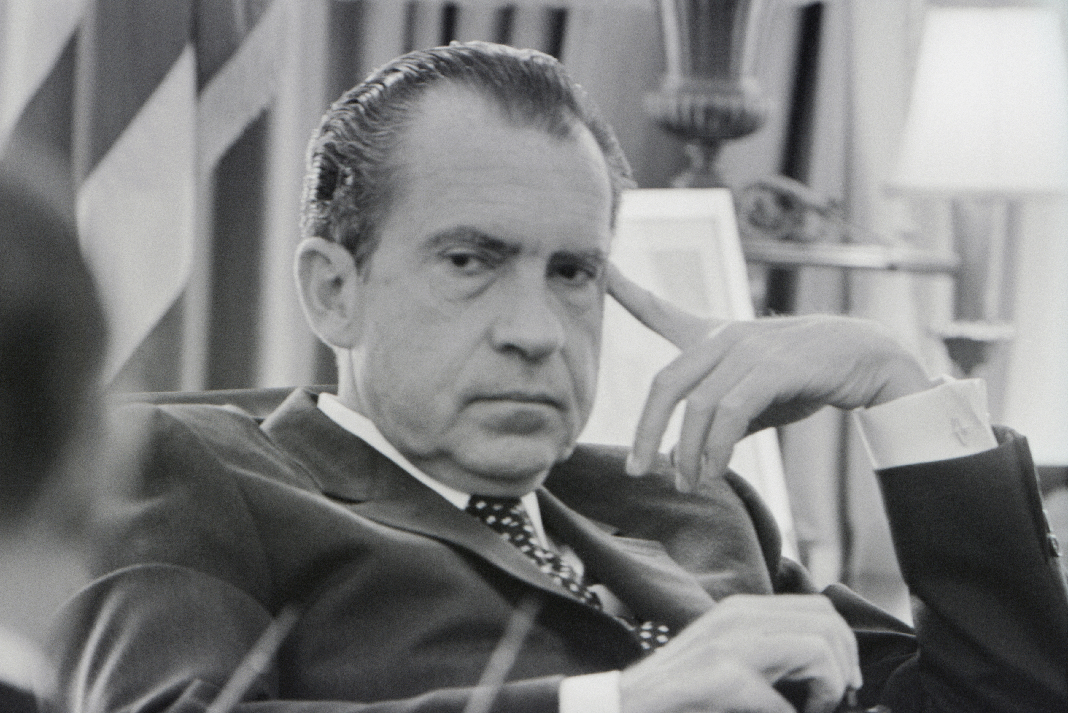 With the country at odds over the war, draft-age Americans face wrenching choices. After chaos roils the Democratic Convention, Nixon narrowly wins the presidency. In Vietnam, soldiers on all sides witness terrible savagery and unflinching courage.